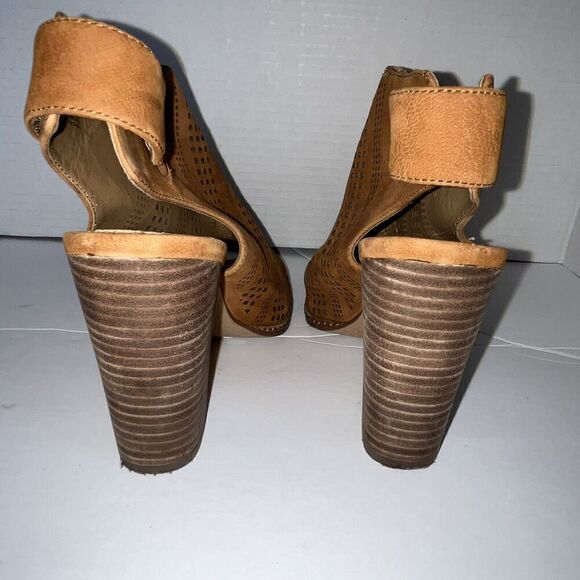 Gianni‎ Bini GB Chunky Heels Women's Sz 7.5 Open Toe Ankle Stacked Pumps Sandals - Picture 4 of 9